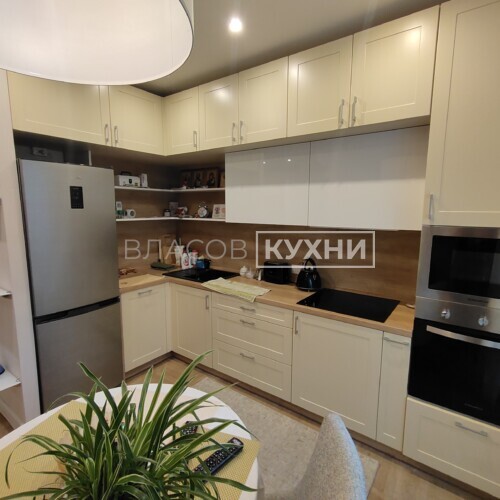 Угловая матовая кухня «Эверест» в ЖК «Минск Мир»