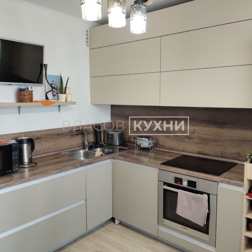 Угловая кухня «Неаполь» в ЖК «Новая Боровая»